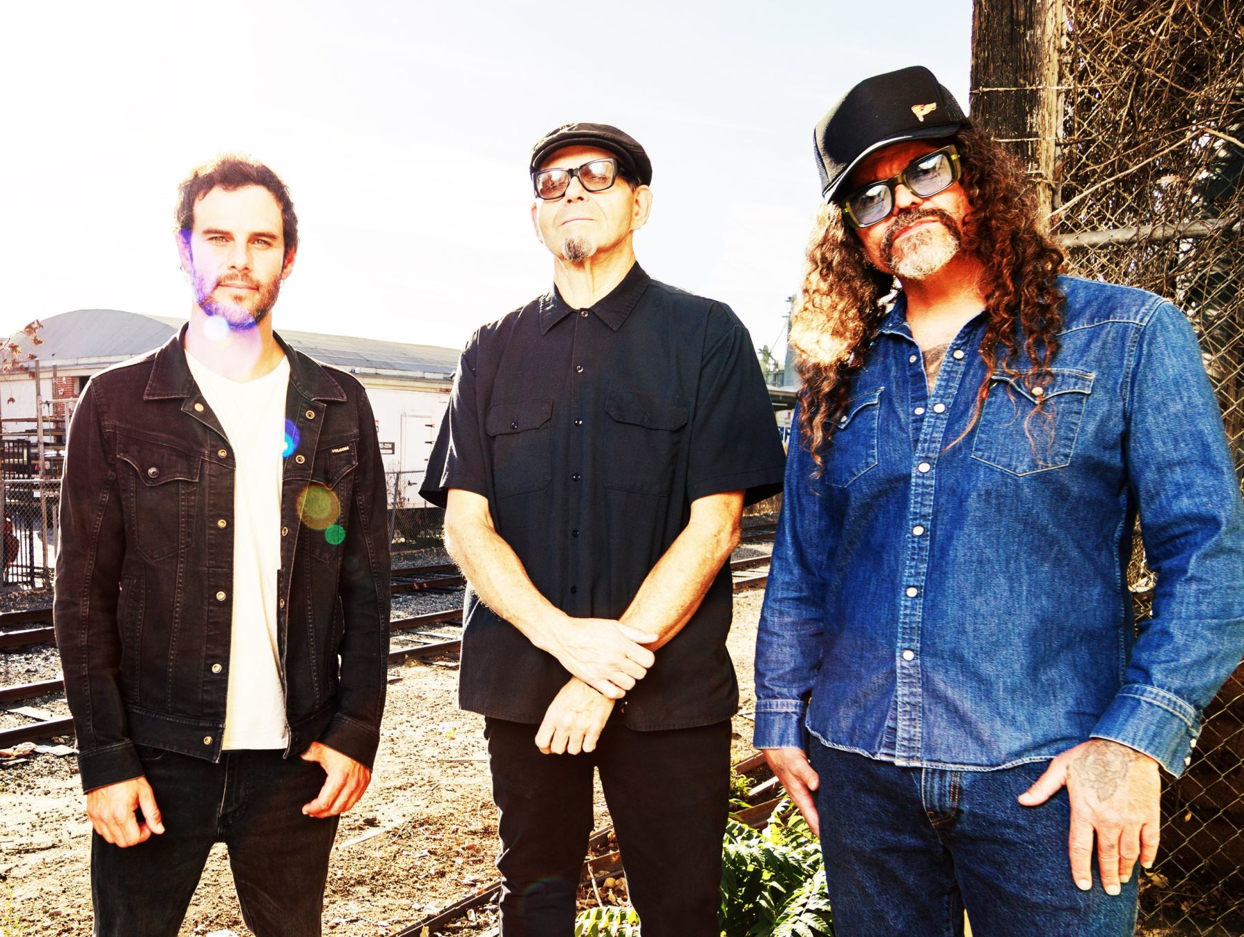 brant-bjork-trio.jpg