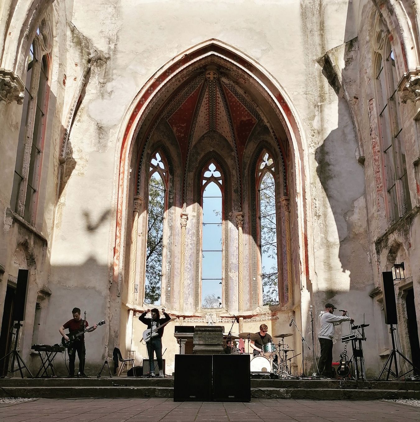 lipcse_kirchenruine_wachau.jpg