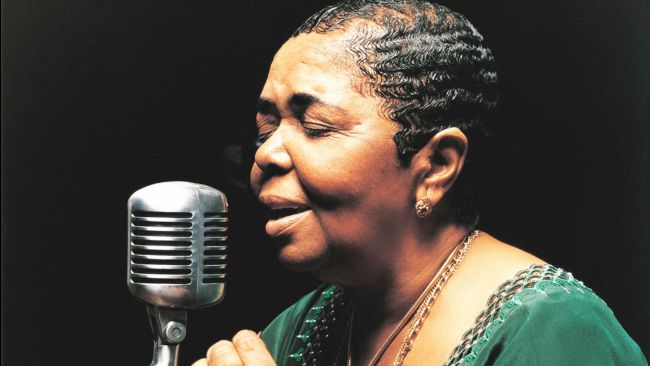 cesaria_evorafwcjzeiy8a.jpg