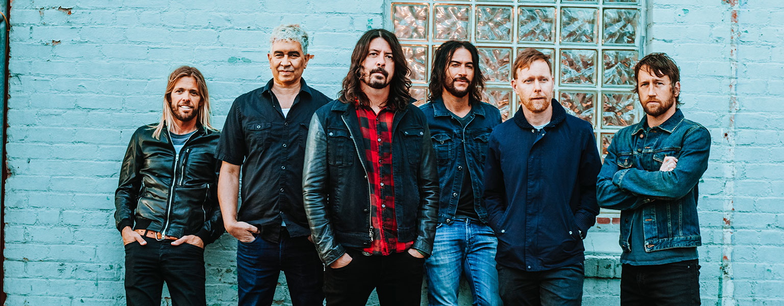 foo-fighters-fef-big-170619.jpg