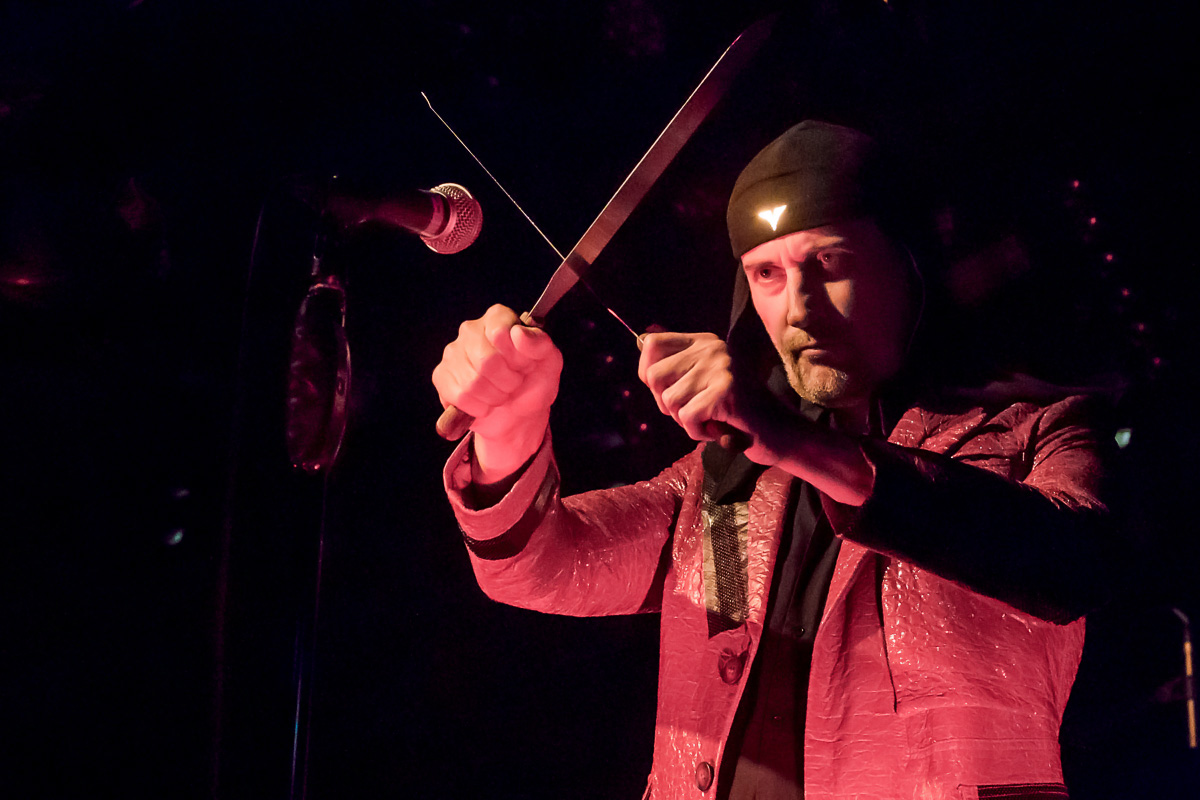 laibach171104_01.jpg