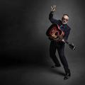 Jön Elvis Costello Budapestre – Itt vannak a Müpa új évadának sztárfellépői