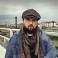 Kabát újragombolás – Megjelent Szebényi Dániel új dala, az Újratervezés