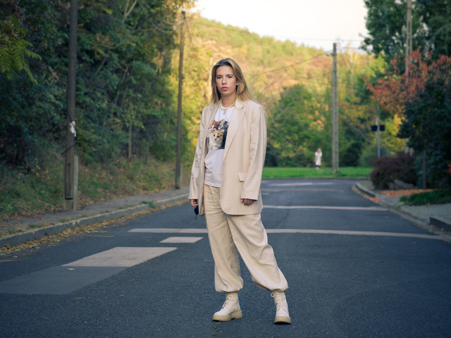 "Mintha nem is Azahriah csinálná, hanem valami megszállná" - Mazzag Izabella-interjú