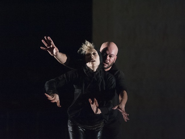 David Bowie és Frank Zappa táncosnő múzsája, Louise Lecavalier a Trafóban