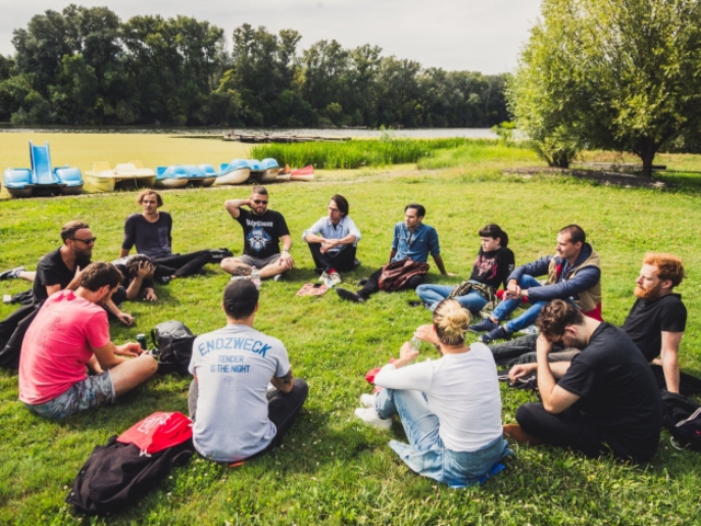 Nemzetközi zenei mentortábor a nyitott perspektíváért - péntekig lehet jelentkezni az Outbreakers' Lab 2019-re!