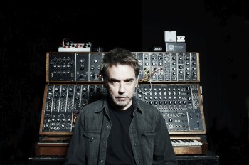 3_jean-michel_jarre_portrait_by_tom_sheehan_edda.jpg