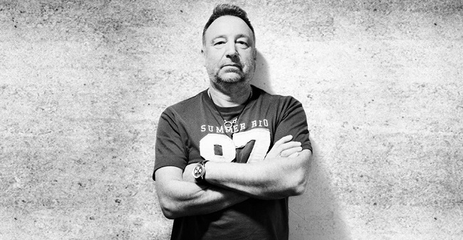 peterhook_650.jpg