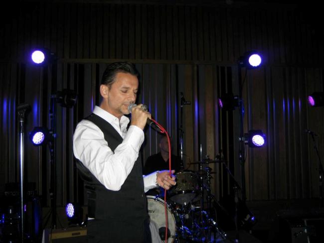 soulsavers-gahan-live12.jpg