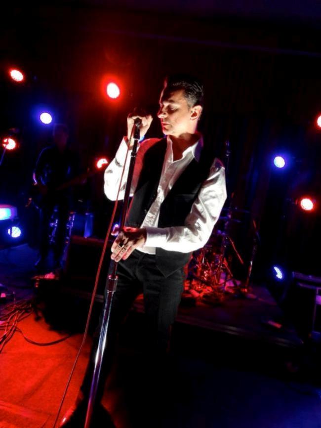 soulsavers-gahan-live5set.jpg