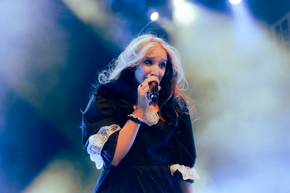 isabel-larosa-performing-at-house-of-blues-orlando-on-pychopomp-tour-09.jpg