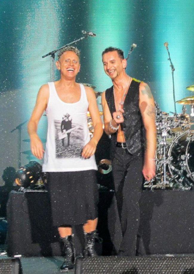 martingore_davegahan_wien_2013.jpg