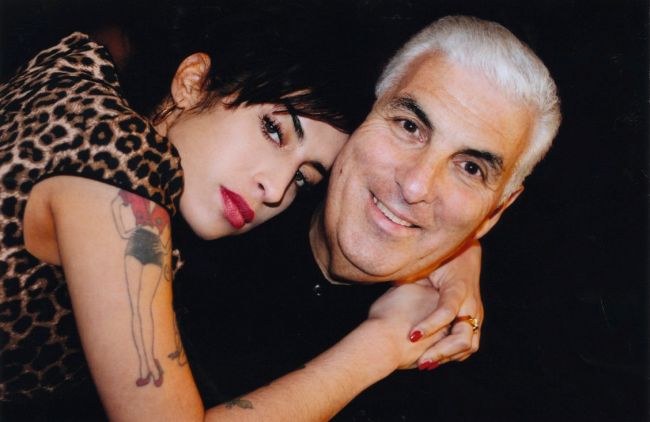 mitch_and_amy_winehouse.jpg