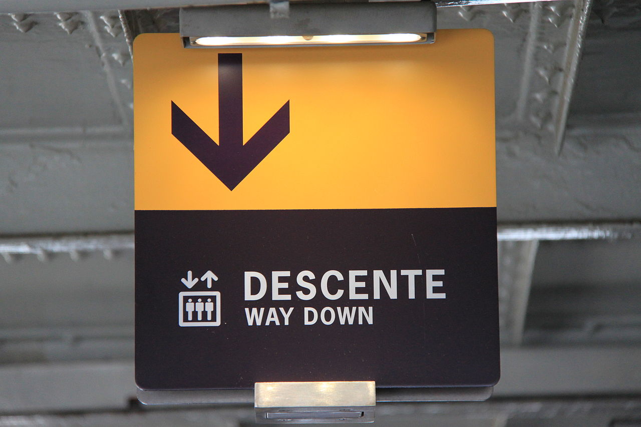 way_down_sign_eiffel_tower_april_2011.jpg