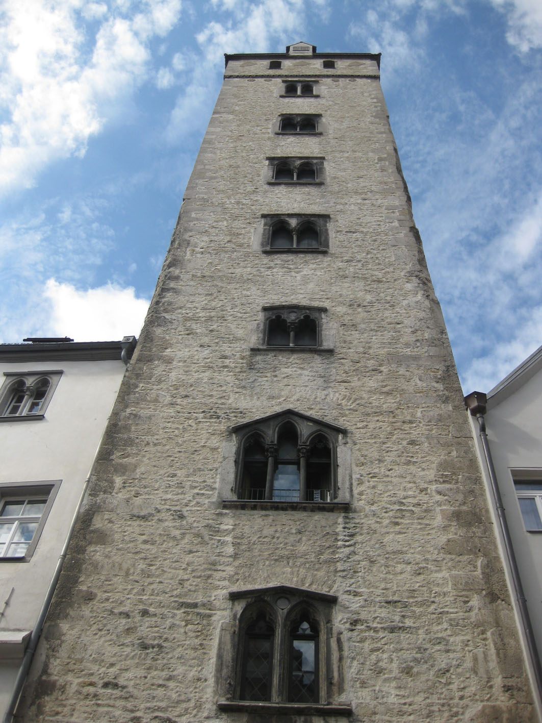 goldener-turm-regensburg.jpg