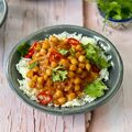 Mogyoróvajas csicseriborsó curry