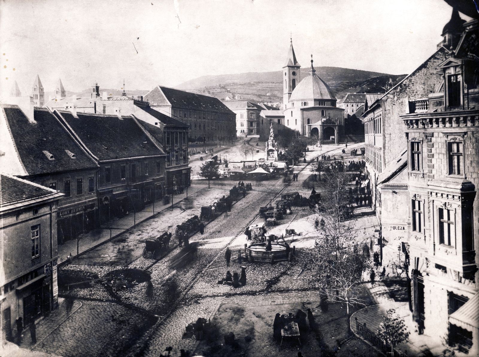 00_1890_k_szechenyi_ter_fortepan_118811_1600x.jpg