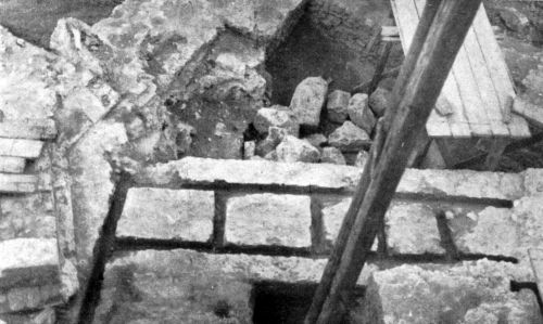 _KÉP - 1939 Megtalált gerendarácsozat a földrengés veszély ellen.jpg