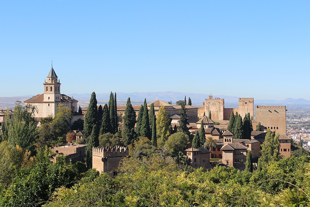 alhambra_from_generalife_2017_-2.jpg