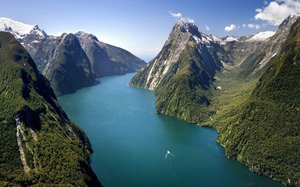 Fjordland-600x375.jpg