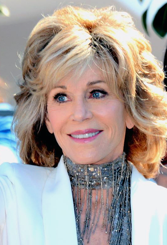 jane_fonda_cannes_2015_jpg-_wikimedia.jpg