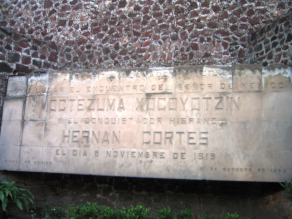 monumento_mexikocityben_wikicomm.jpg