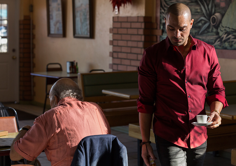 better-call-saul-episode-308-nacho-mando-2-935.jpg