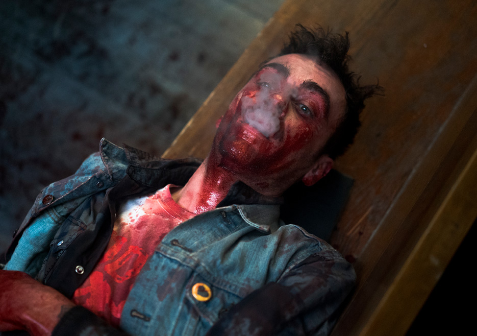 preacher-episode-101-cassidy-joseph-gilgun-smoke-935.jpg