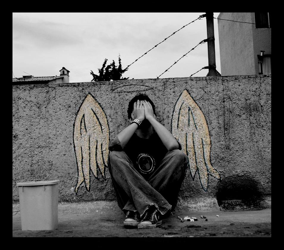 angel-lonely-alone-crying.jpg