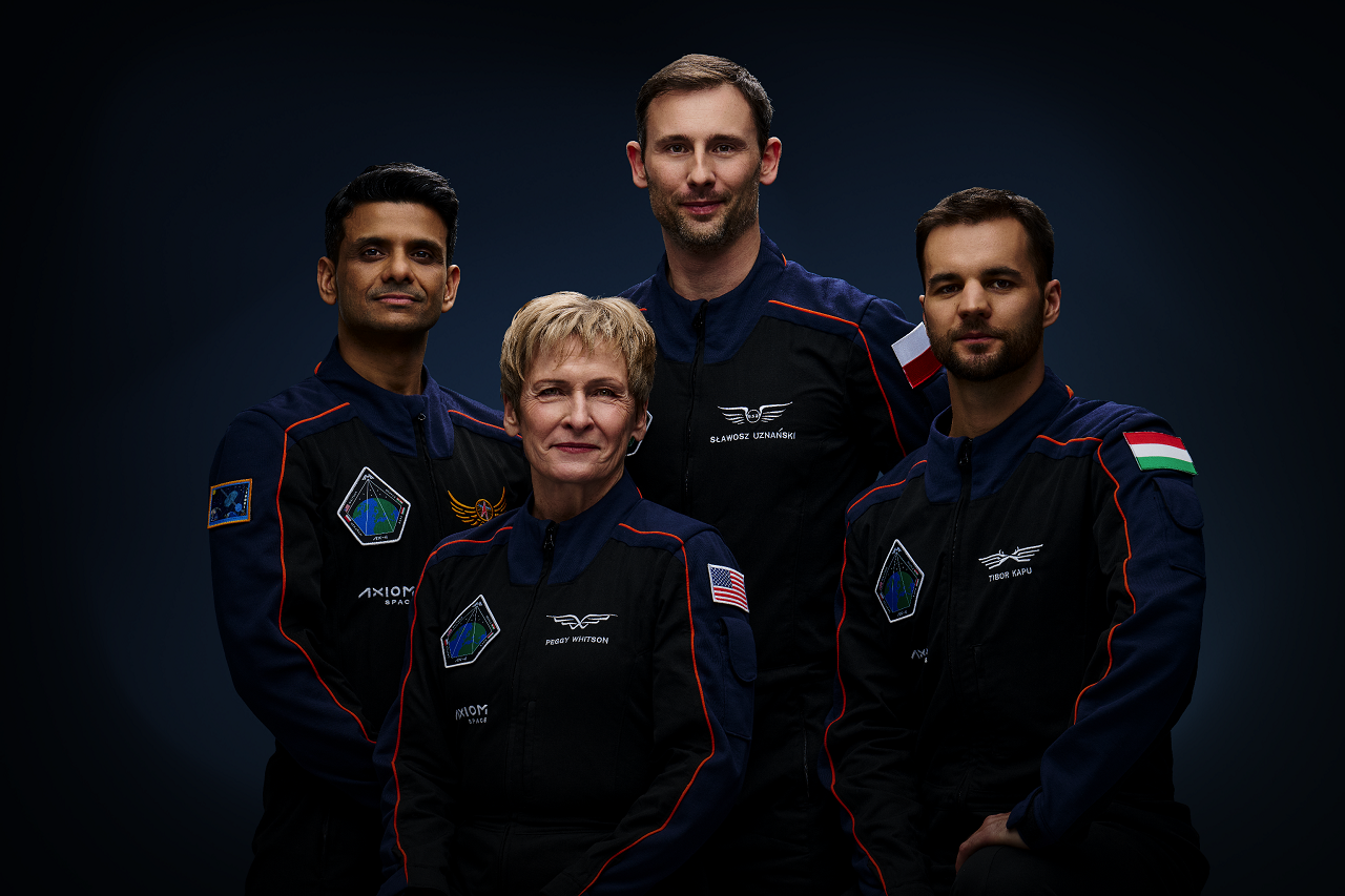 ax4_axiom_crewportraits_prime_20241204_2231.png