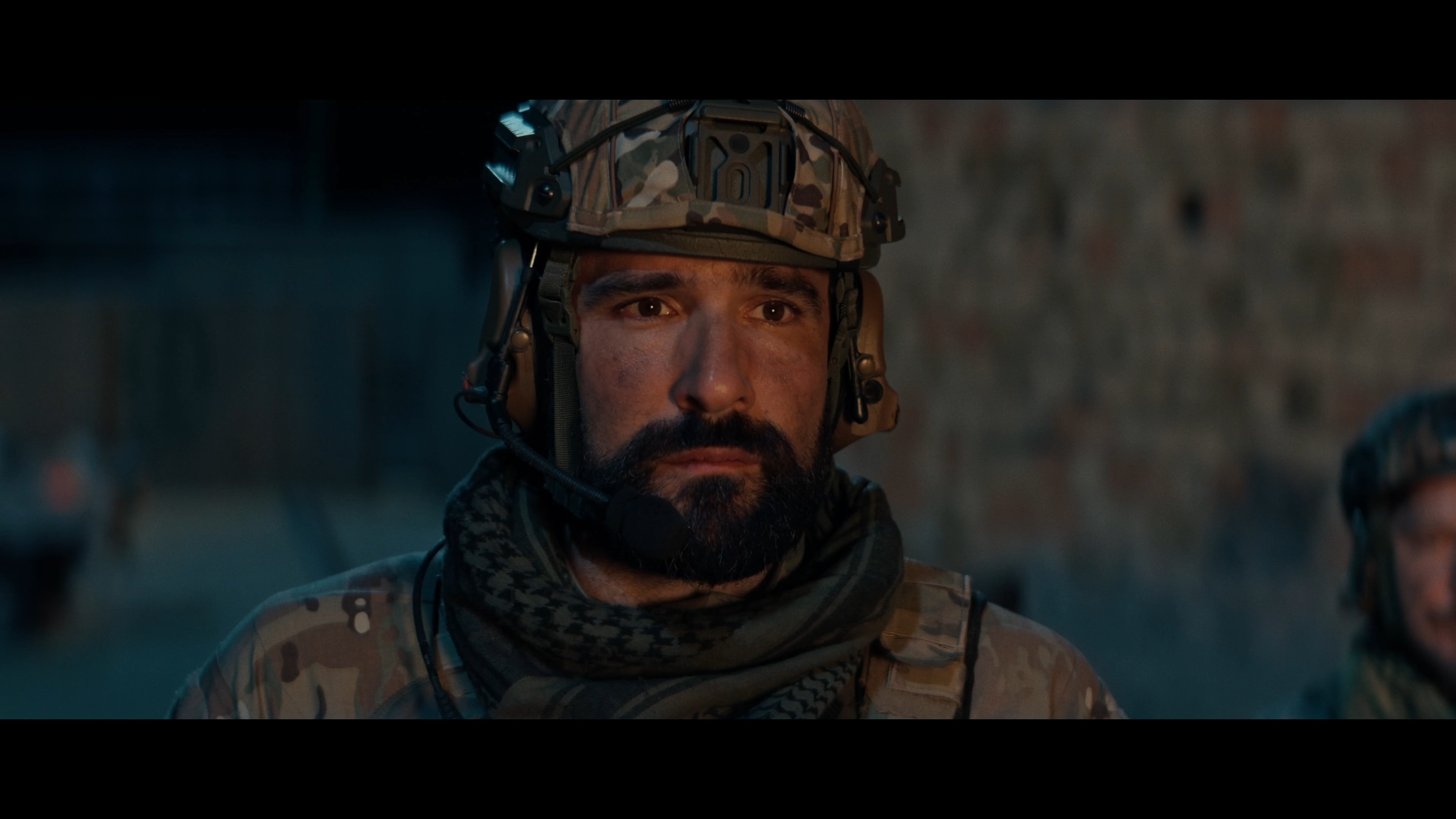 s_e_r_e_g_hivatalos_trailer_2160p_00_01_52_03_still001_002.jpg