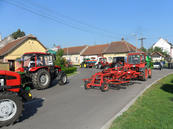 traktor3.jpg