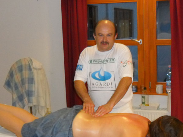 massage2.jpg