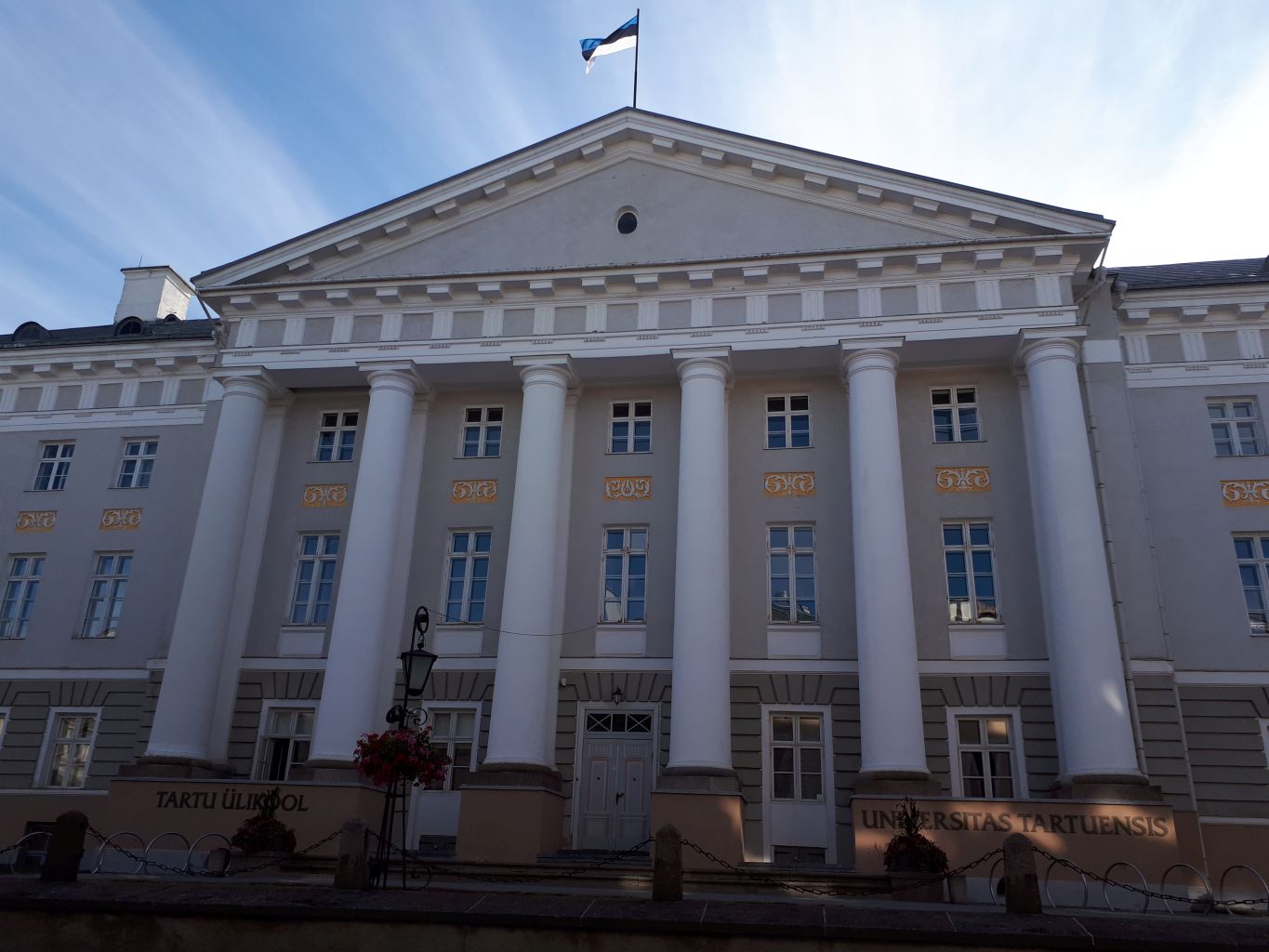 Az egyetem főépülete a konferencia előtti napon