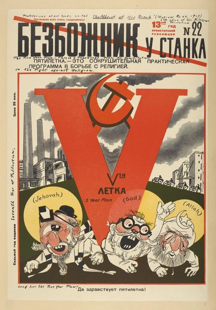 Az ötéves terv ‘összeroppantja‘ az ábrahámi vallásokat. Bezbozhnik, 1920-as évek újságjában megjelent ábrázolás.