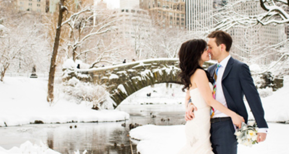 Téli csodaország: a 7 legszebb havas esküvői fotó