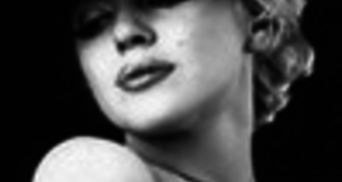Gyönyörű kozmetikumok borsos áron - MAC Marilyn Monroe-kollekció