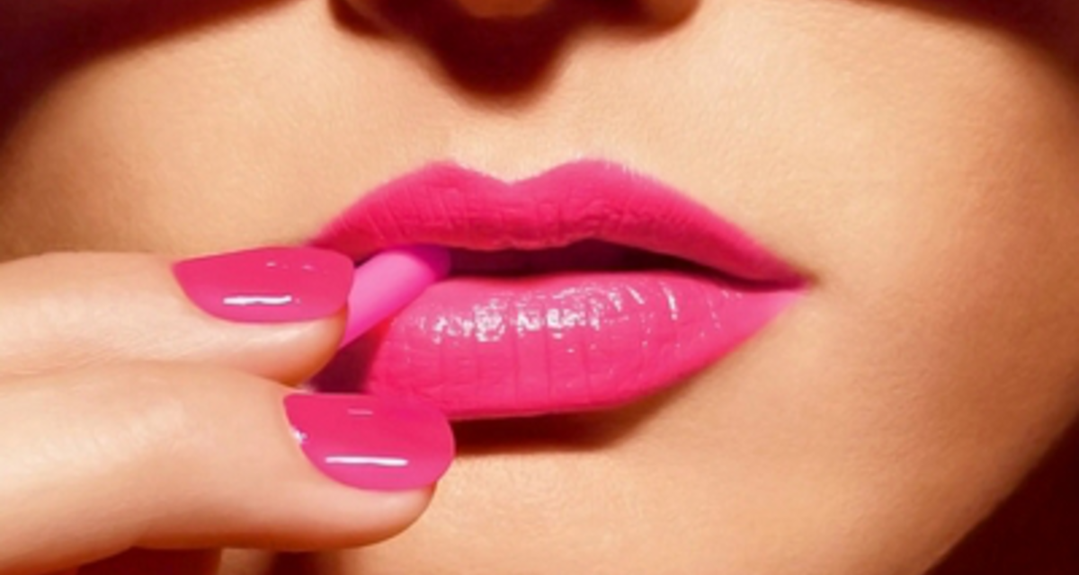 6 nyári smink pink rúzzsal, ami évekkel fiatalabbnak mutat