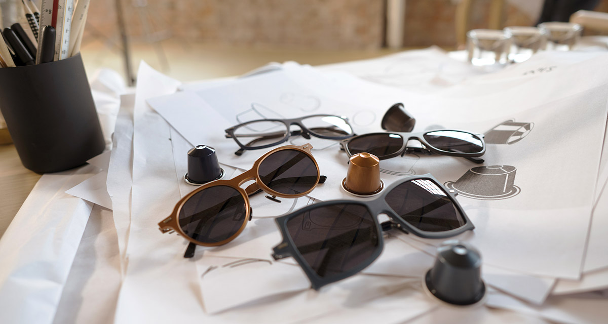 Ilyen menő szemüvegkereteket még nem láttál: kávékapszulából készültek