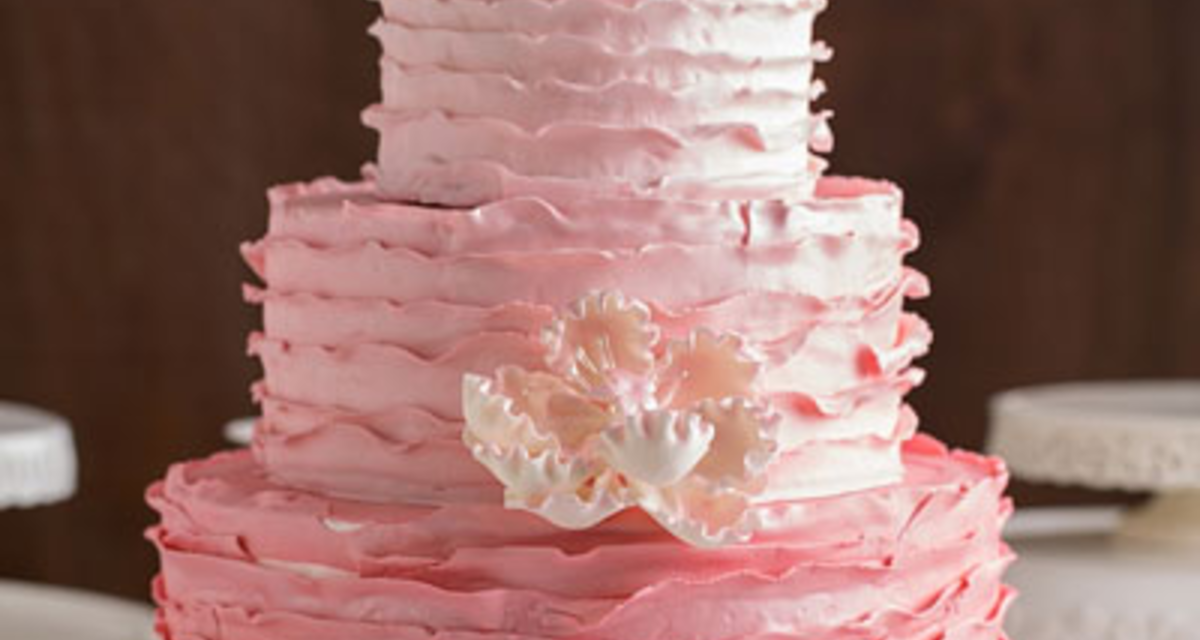16 romantikus, rózsaszín esküvői torta - Színátmenettel