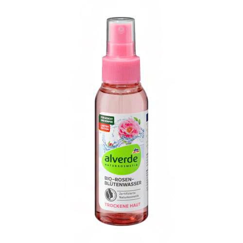 Az Alverde bio rózsavize ideális érzékeny, igénybe vett bőrre. Glicerint tartalmazó formulája nedvességgel látja el a bőrt. Összehúzza a kitágult pórusokat, és rendkívül jól hidratál. A dm üzleteiben tudod megvásárolni, nagyjából 899 forintért.