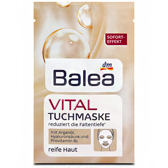 A Balea Vital szövet arcmaszk azonnal friss bőrérzetről gondoskodik. Csökkenti a ráncok mélységét, és intenzíven hidratálja a bőrt. A DM üzleteiben kapható, 300 forintért.