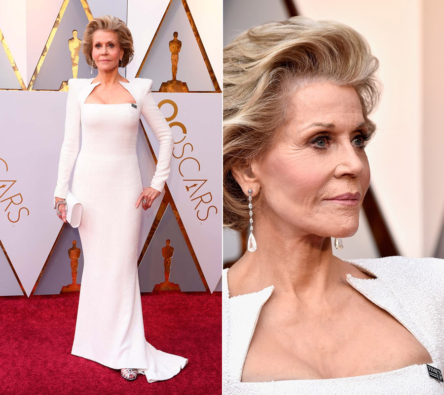 Jane Fonda ruhája egyszerű, nagyon jól áll a nyolcvanéves színésznőnek, aki tudja, hogy a kevesebb több.