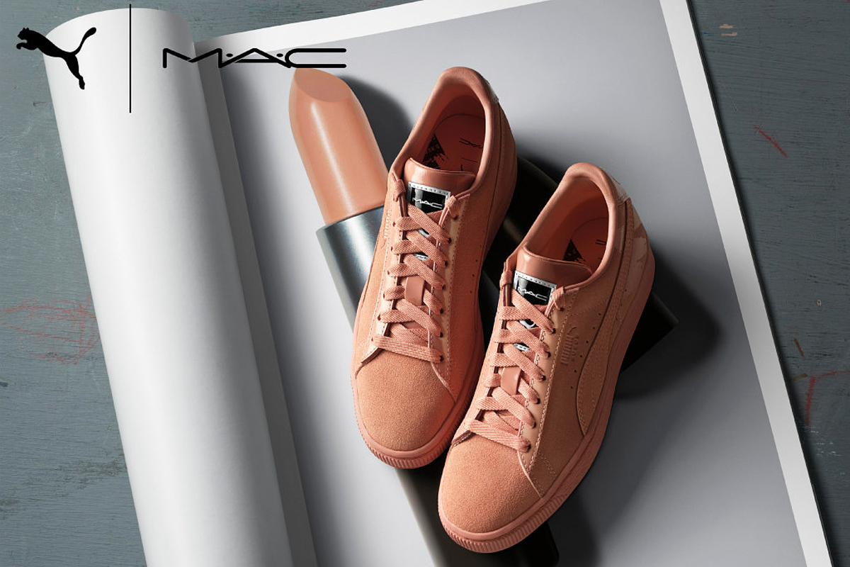 A M.A.C Cosmetics már feltette az Instagram-profiljára, hogy mely rúzsokhoz készültek a cipők. Ez például a nagyon közkedvelt Créme d‘Nude árnyalat.