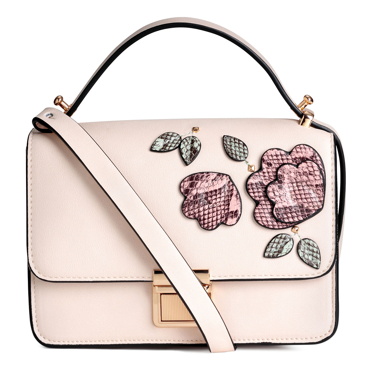 A romantikus púderrózsaszín, virágos táskák sem sziruposak, ha nem lőnek túl a célon. A H&M darabja 8990 forintba kerül.