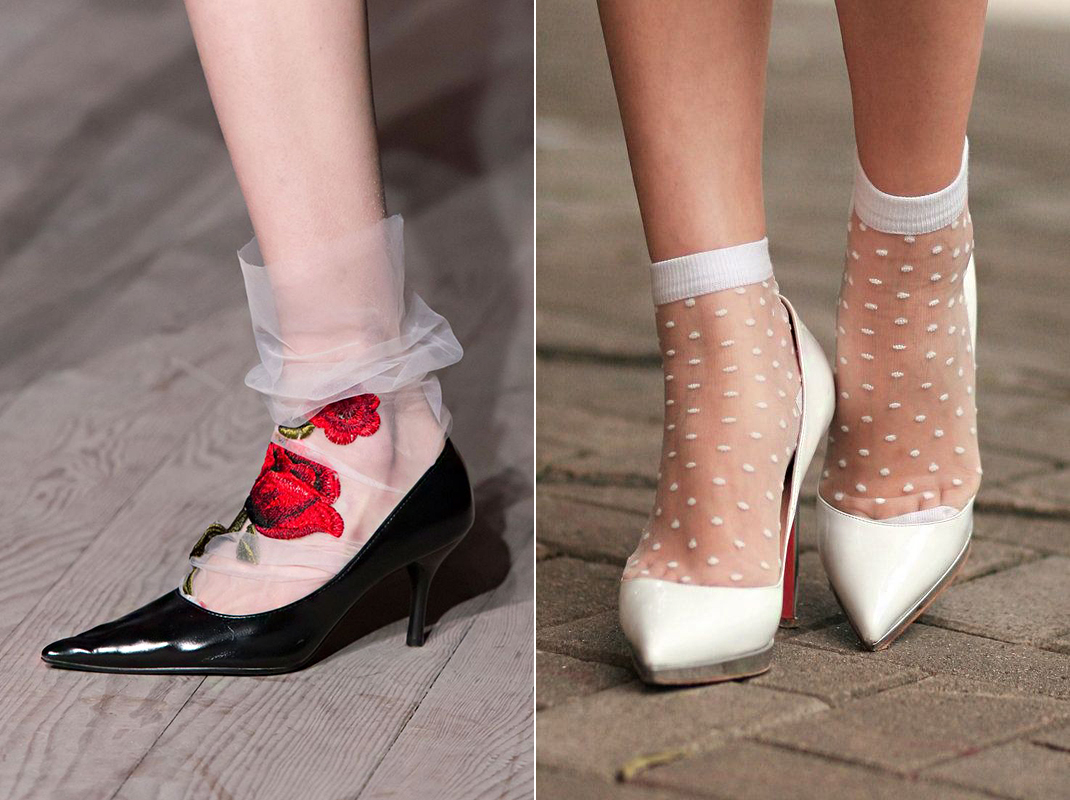 Az ötvenes-hatvanas évek trendjét elevenítik fel ezek a körömcipőbe húzott, kislányosan romantikus zoknifélék.