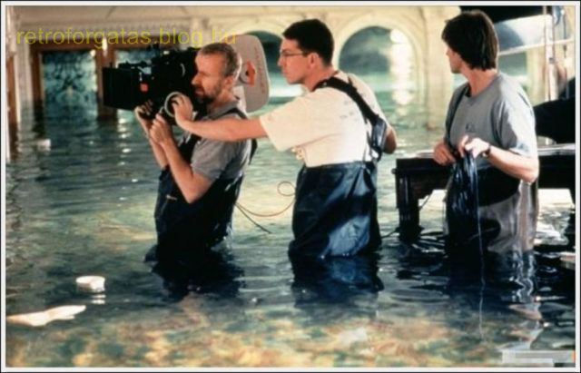 a_behindthescenes_look_at_the_making_of_titanic_640_29.jpg