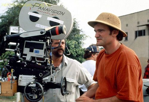 pulp-fiction-tarantino-takes-a-look-through-the-camera.jpg