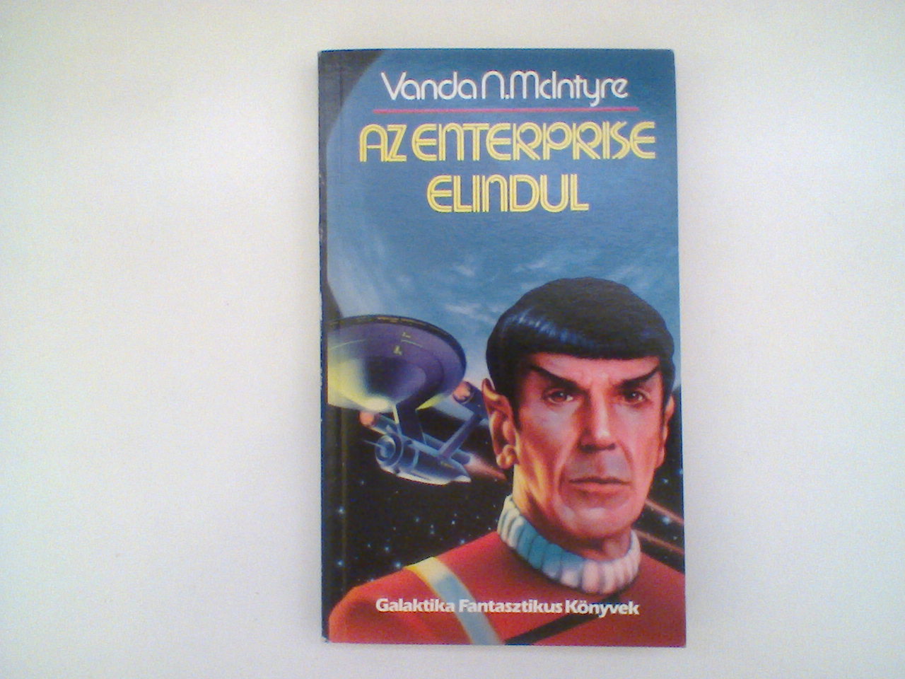 Sci-fi könyvek; Csillagászat