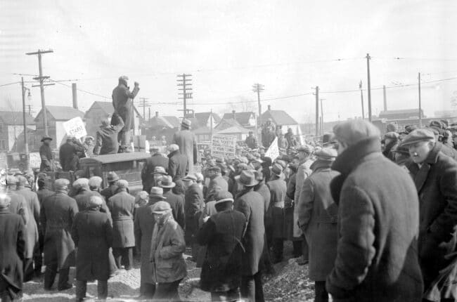 1932-detroit-ford-motor-strike-tdih-650x430.jpeg